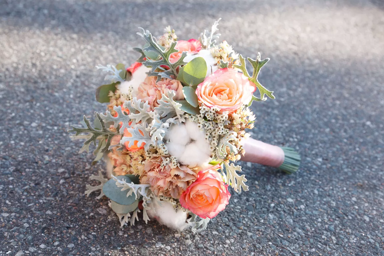 Handmade Artificial Bridal Bouquet Wedding Flowers Bouquet Decoration